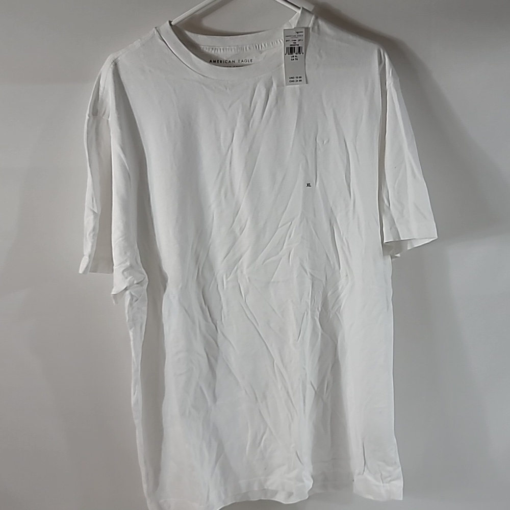 American Eagle super soft standard fit white xl t-shirt